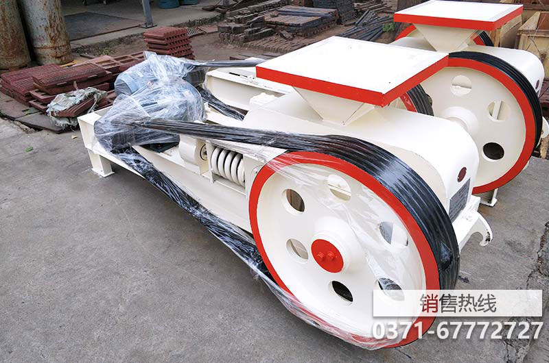 對(duì)輥式尿素破碎機(jī)設(shè)備價(jià)格品牌:信遠(yuǎn)-蓋德化工網(wǎng) 對(duì)輥式尿素破碎機(jī)設(shè)備價(jià)格品牌:信遠(yuǎn)-蓋德化工網(wǎng)