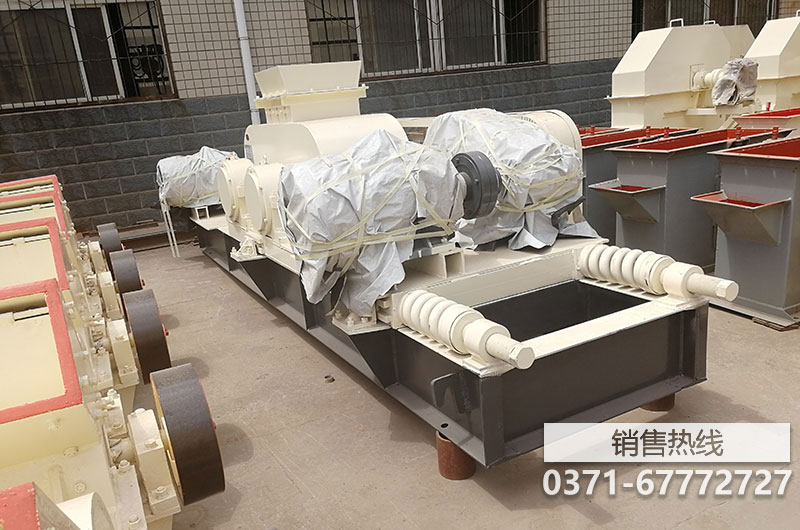 破碎硅礦石的400*250雙輥破碎機廠家選哪個好，價格多少？