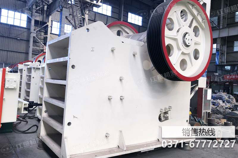 1215破碎機(jī)每小時產(chǎn)量幾噸，大概價格多少？