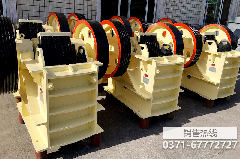 每天150方小型青石碎石機(jī)多少錢一臺(tái)