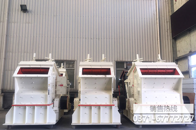 時(shí)產(chǎn)50-100噸青石破碎怎么辦？1010反擊破碎機(jī)如何