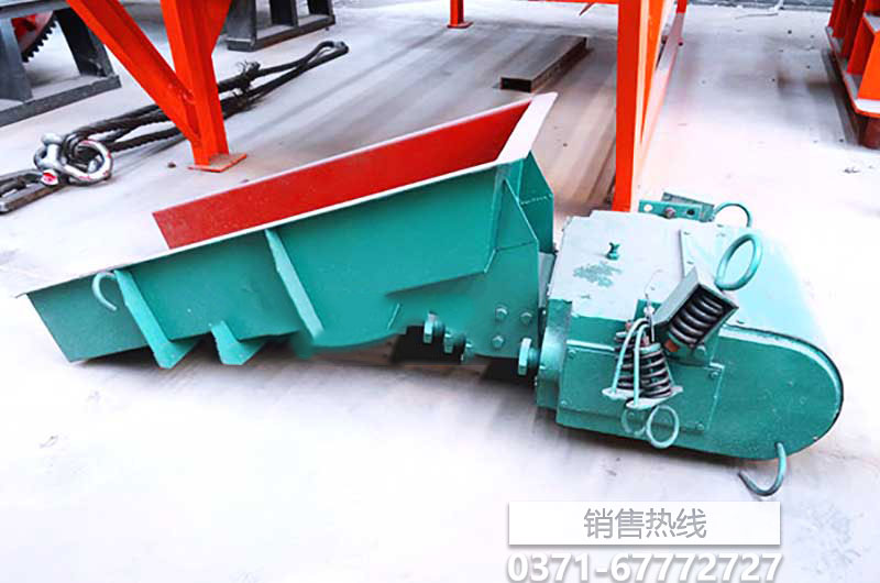 撕碎機(jī)投料的三個(gè)步驟都有哪些？