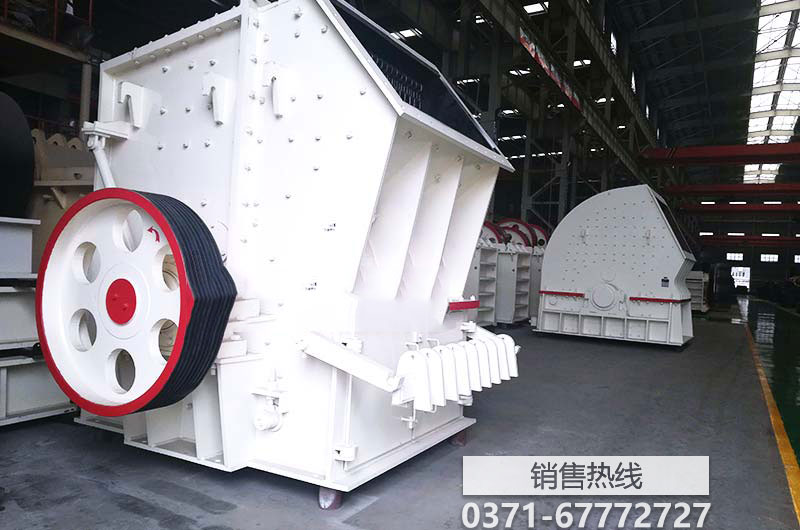 李嘉誠430億買下的英國酒吧裁員竇驍何超蓮為周揚(yáng)青 … 李嘉誠430億買下的英國酒吧裁員竇驍何超蓮為周揚(yáng)青 …